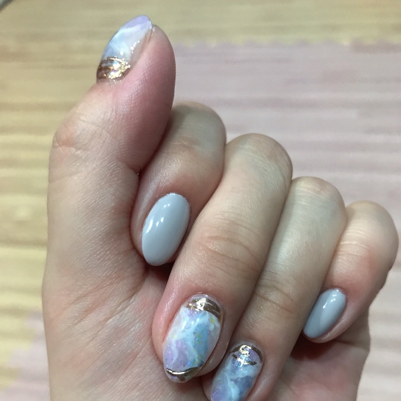 ハンド 大理石 ミラー ショート 水色 のんのネイルデザイン No ネイルブック