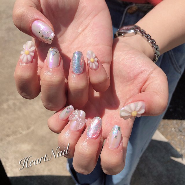 カワイイが加速する♡ぷっくりフラワーネイル｜2021