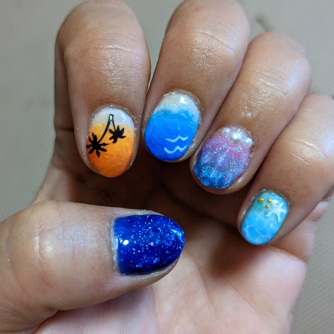 夏 ハンド グラデーション ラメ 水滴 きよみんのネイルデザイン No ネイルブック