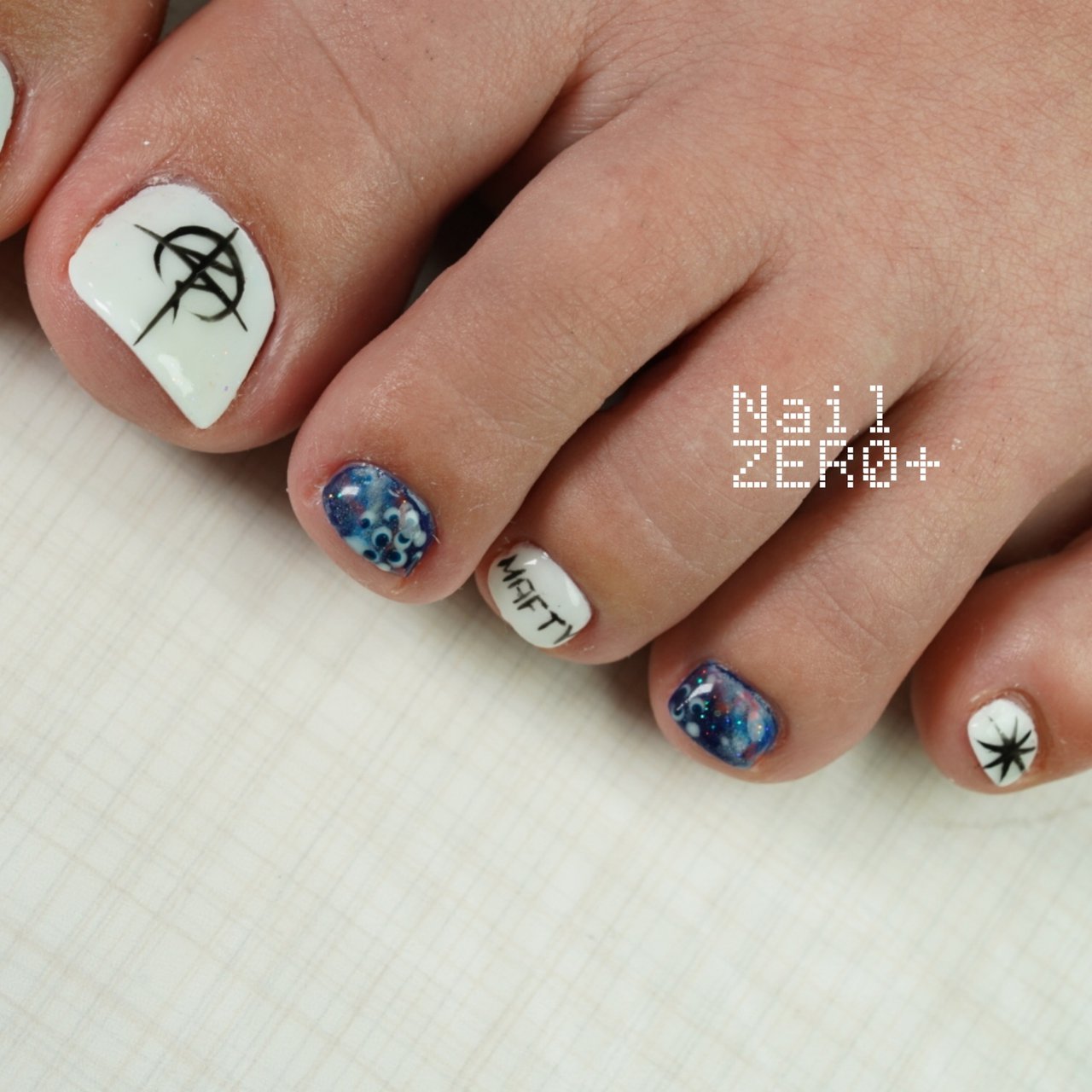 夏 ライブ 女子会 フット ワンカラー 塩見隼人 池袋 ネイルゼロプラスのネイルデザイン No ネイルブック