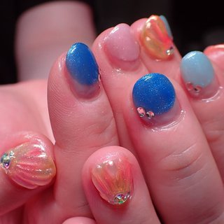 おすすめ順 オーロラミラーと組み合わせると今年風のネイルデザイン ネイルブック