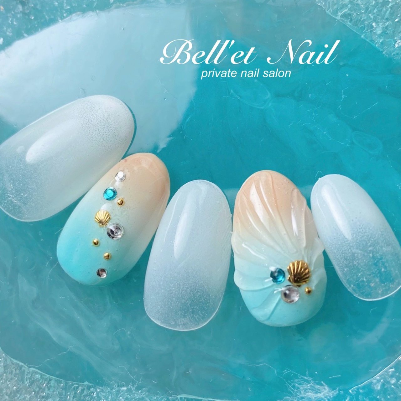 夏 ハンド グラデーション ワンカラー 人魚の鱗 Bell Et Nail ネイリストayakoのネイルデザイン No ネイル ブック