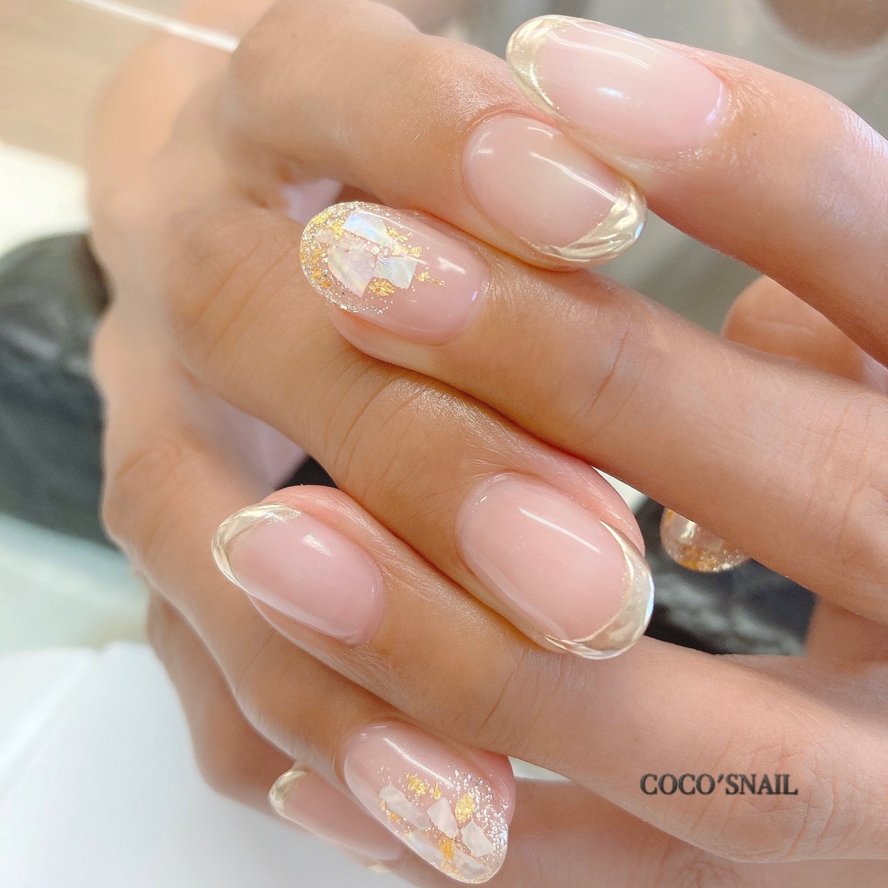 夏 ハンド シンプル フレンチ シェル Coco S Nailのネイルデザイン No ネイルブック