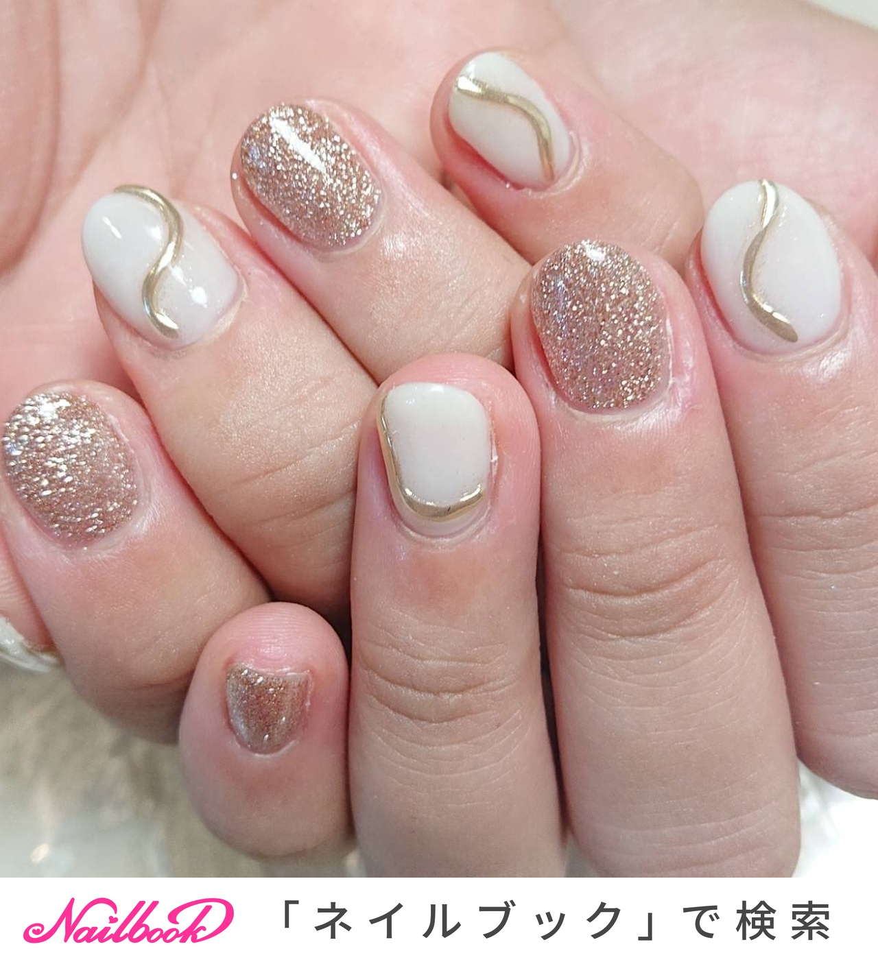 ピンク/ゴールドラインのネイルデザイン｜ネイルブック