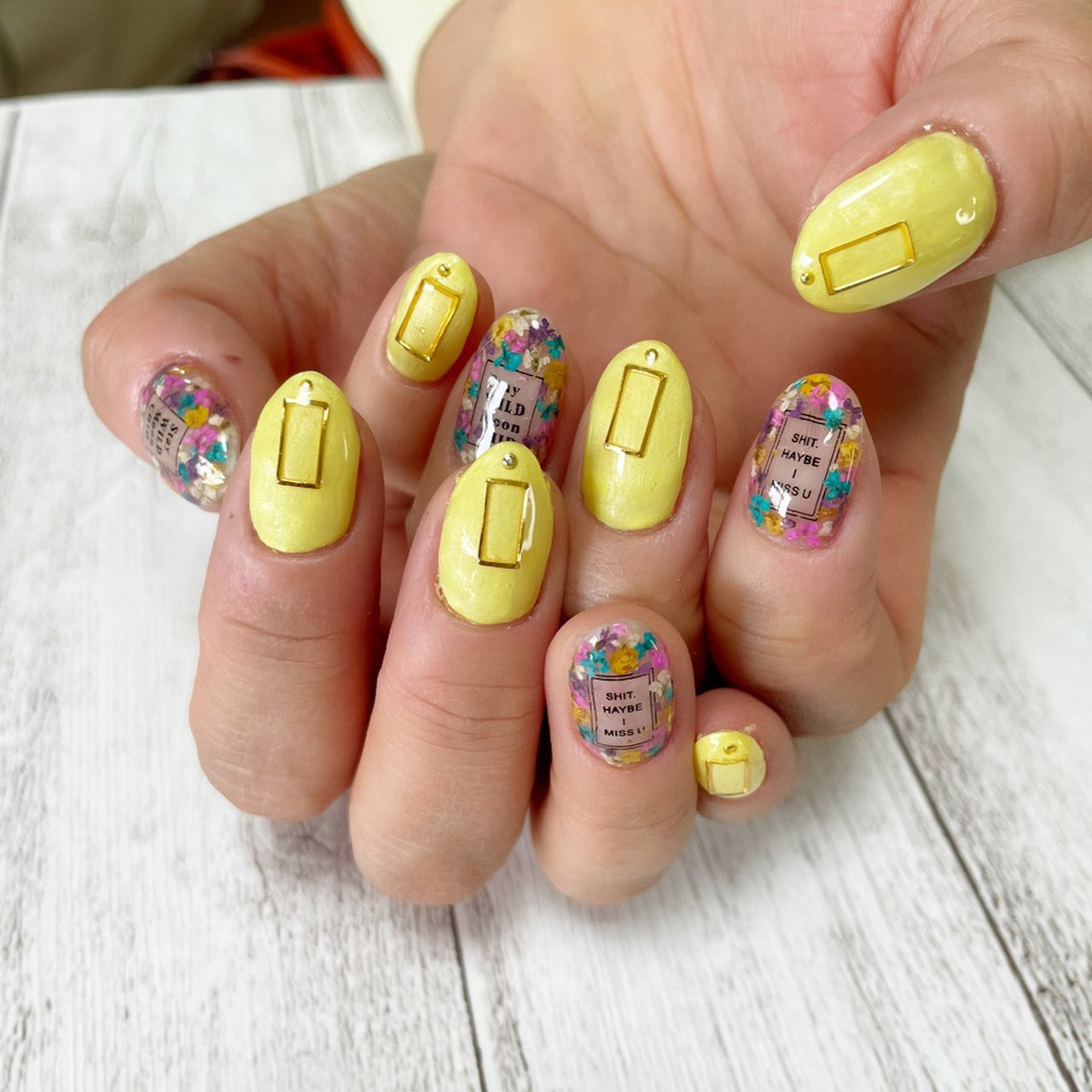 春 オールシーズン ハンド シンプル フレンチ ラトゥネイルのネイルデザイン No ネイルブック