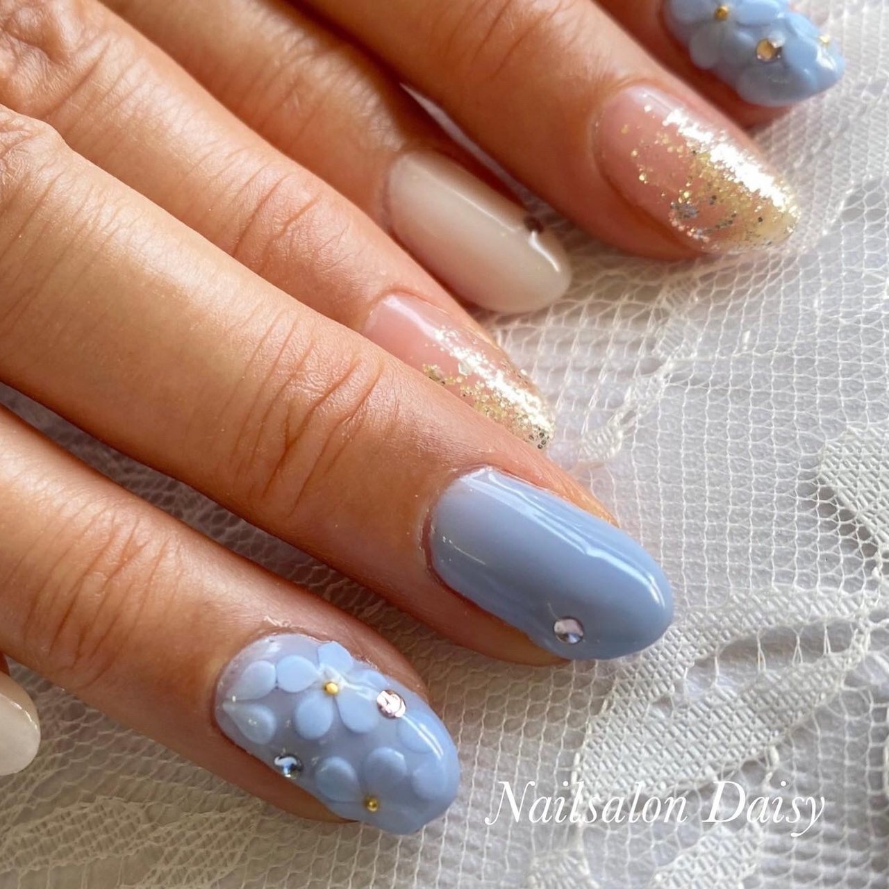 夏/オールシーズン/ハンド/フラワー/ホワイト - nailsalondaisyの 