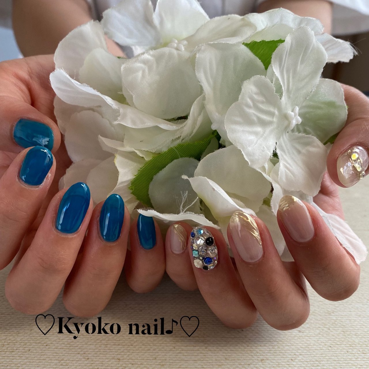 オールシーズン ハンド シンプル ワンカラー ビジュー Kyoko Nailのネイルデザイン No ネイルブック