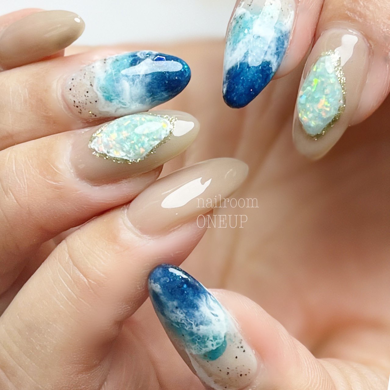 夏 旅行 海 リゾート ハンド Nail Room One Upのネイルデザイン No ネイルブック