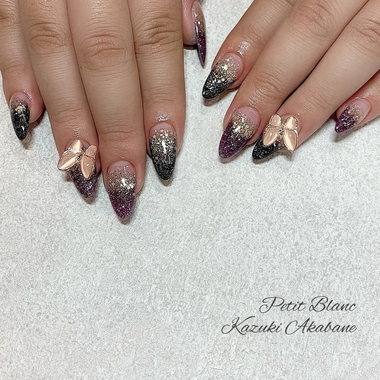 夏 ハンド グラデーション ラメ ミディアム Kazuki Nail のネイルデザイン No ネイルブック