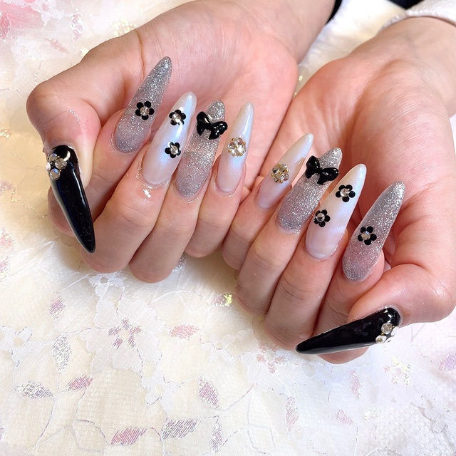 _nail 🤍｜中野坂上のネイルサロン｜ネイルブック