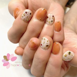 春 レトロのネイルデザイン ネイルブック