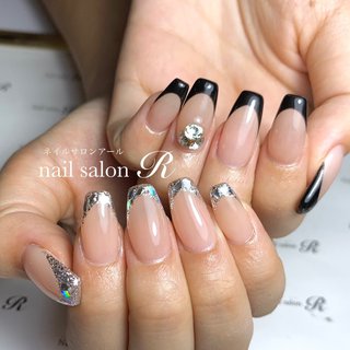 フレンチ ベージュ ブラックのネイルデザイン ネイルブック