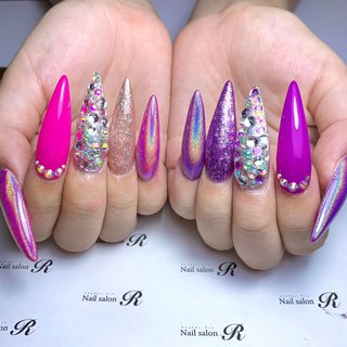 ユニコーン ネオンカラー スカルプチュアのネイルデザイン ネイルブック