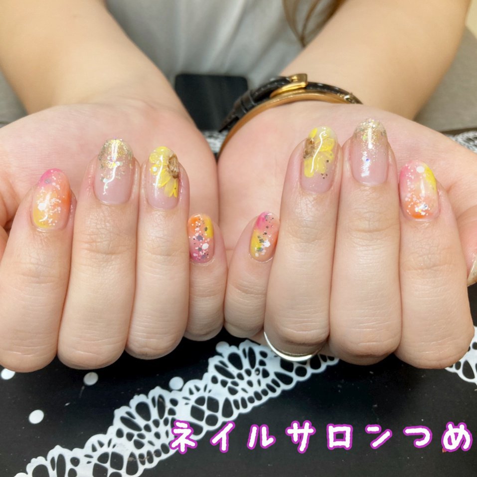 夏 オールシーズン ハンド ラメ フラワー 津田沼ネイルサロンつめ屋のネイルデザイン No ネイルブック