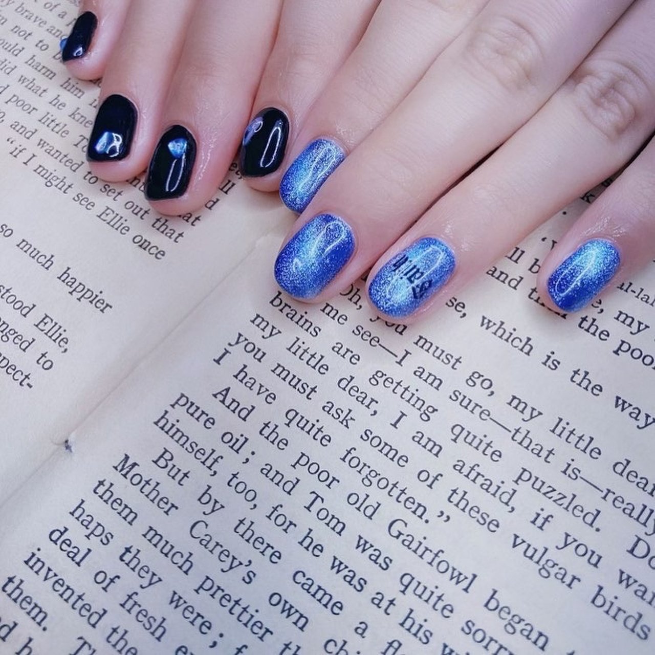 マグネット ブルー ブラック Noirougeのネイルデザイン No ネイルブック