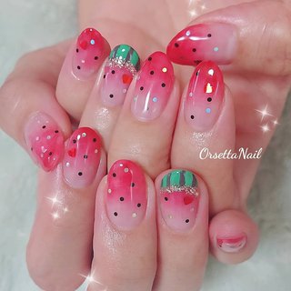 グラデーション ドットのネイルデザイン ネイルブック
