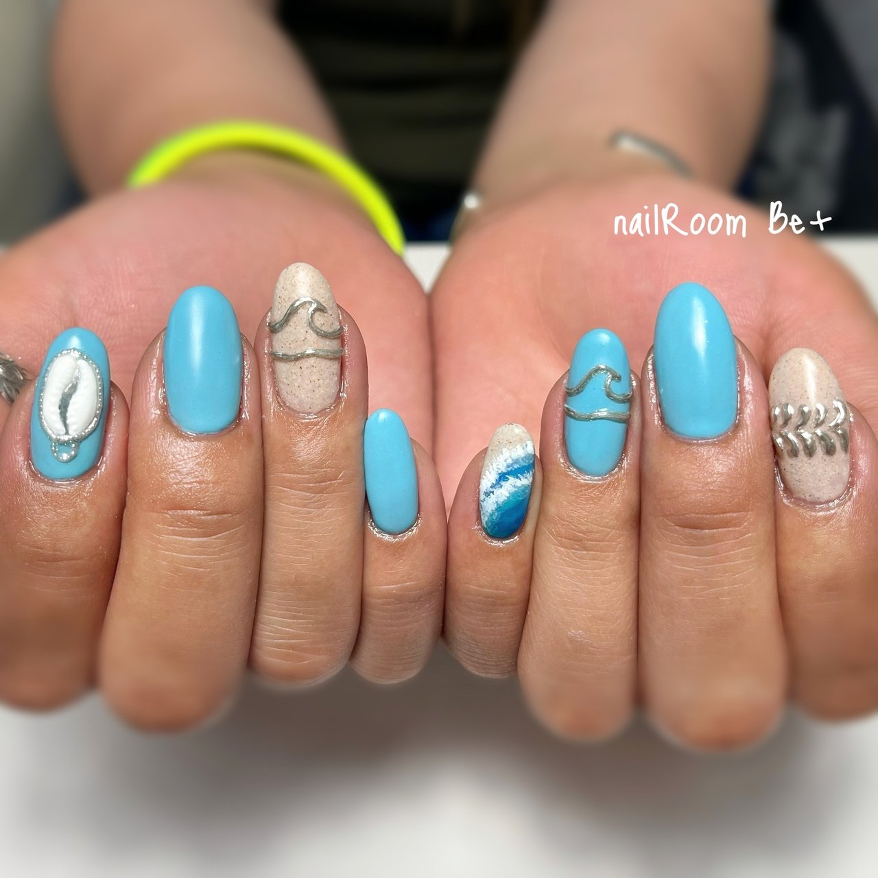 夏 海 ハンド ワンカラー ミラー 大森 Nailroom Be のネイルデザイン No ネイルブック