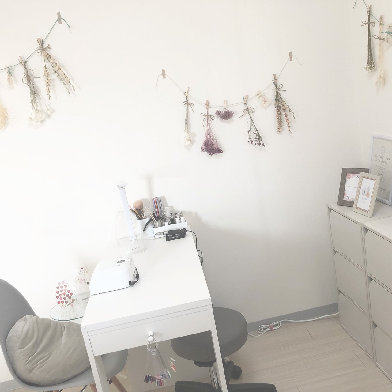 オールシーズン ハンド フレンチ グラデーション ホログラム Amity アミティ のネイルデザイン No ネイルブック