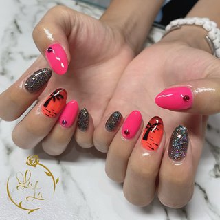 ブラック 黒 ギラギラのネイルデザイン ネイルブック