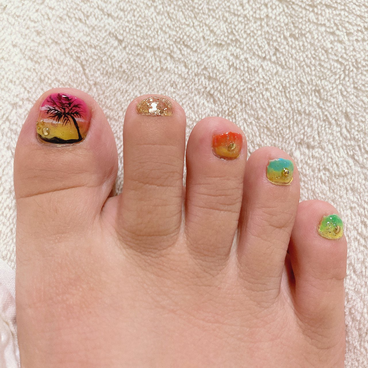 夏 海 リゾート フット フラワー セルフネイリスト のネイルデザイン No ネイルブック