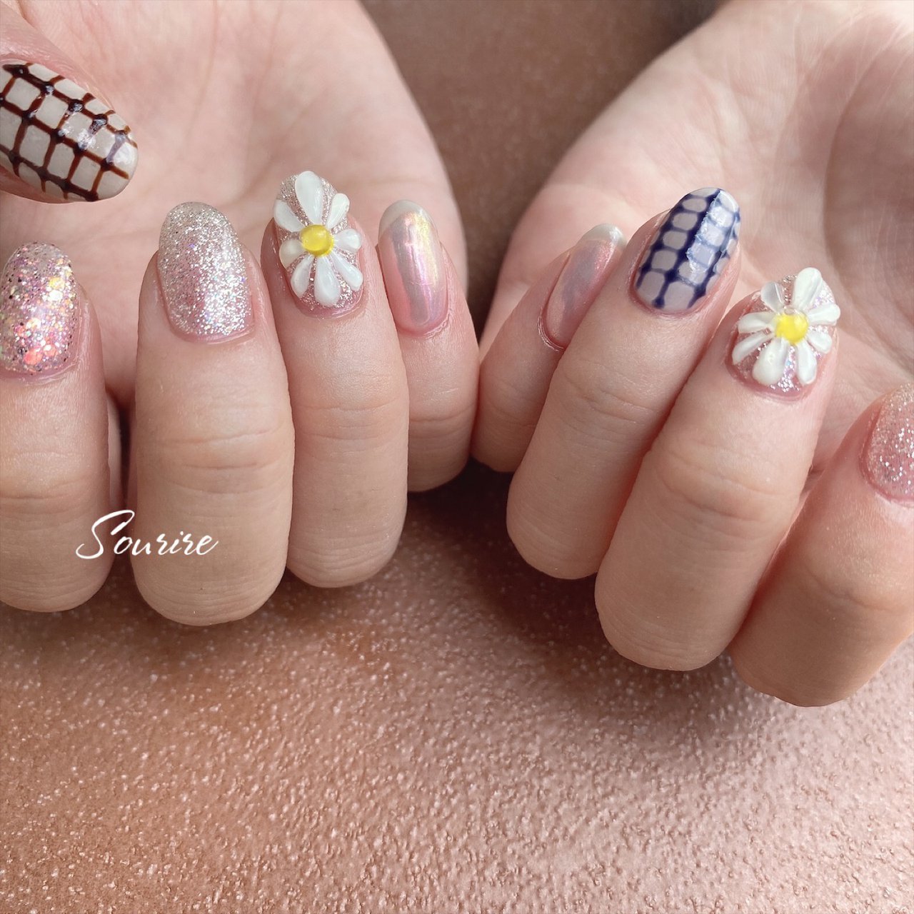 夏 秋 冬 オールシーズン ハンド 𝐒𝐨𝐮𝐫𝐢𝐫𝐞のネイルデザイン No ネイルブック