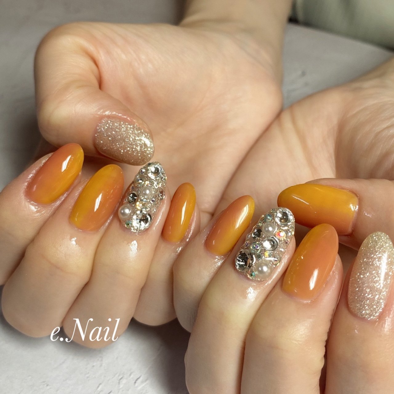 オールシーズン ハンド オレンジ イエロー シルバー E Nailのネイルデザイン No ネイルブック