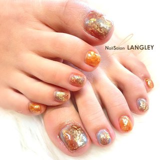 オレンジ 水色 ペディキュアのネイルデザイン ネイルブック