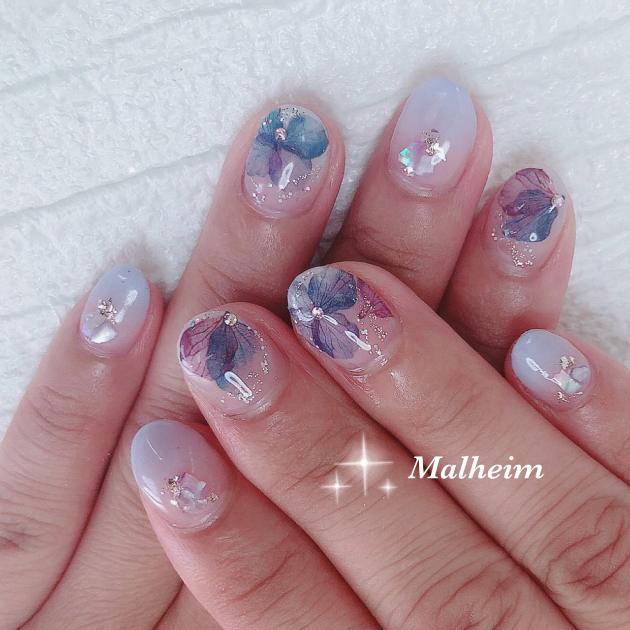 夏 海 リゾート ハンド グラデーション Nails Malheim メルヘイム のネイルデザイン No ネイルブック