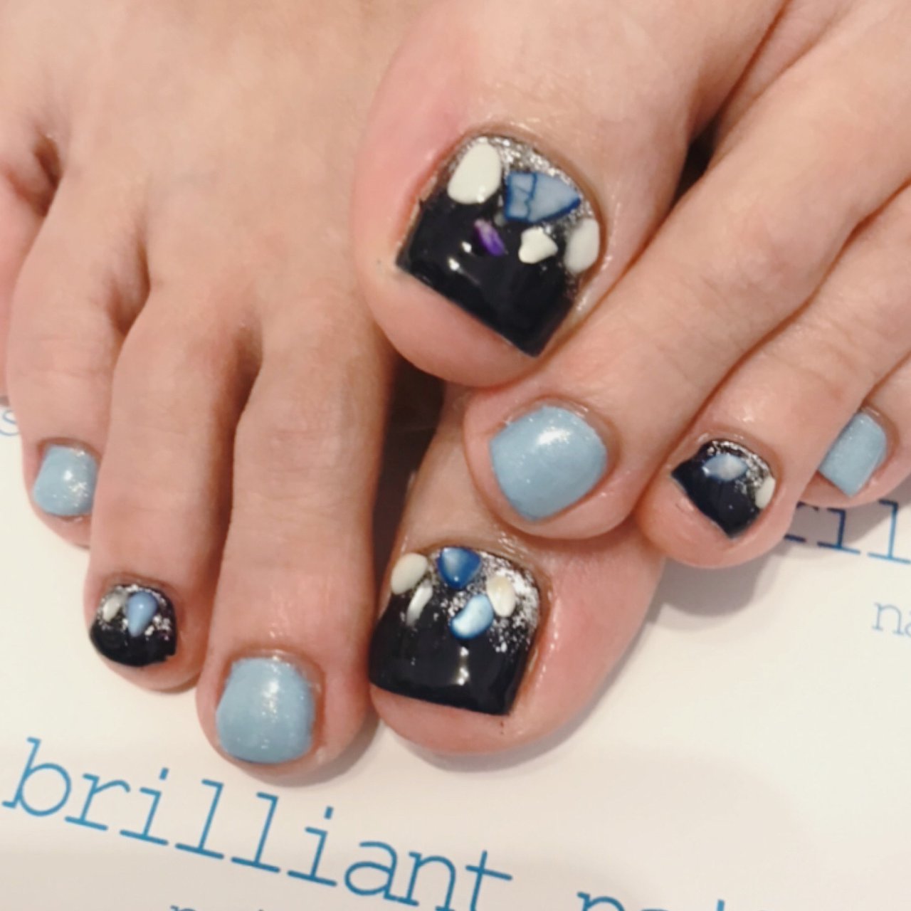 夏 フット シェル ブルー ネイビー Brilliantnailのネイルデザイン No ネイルブック