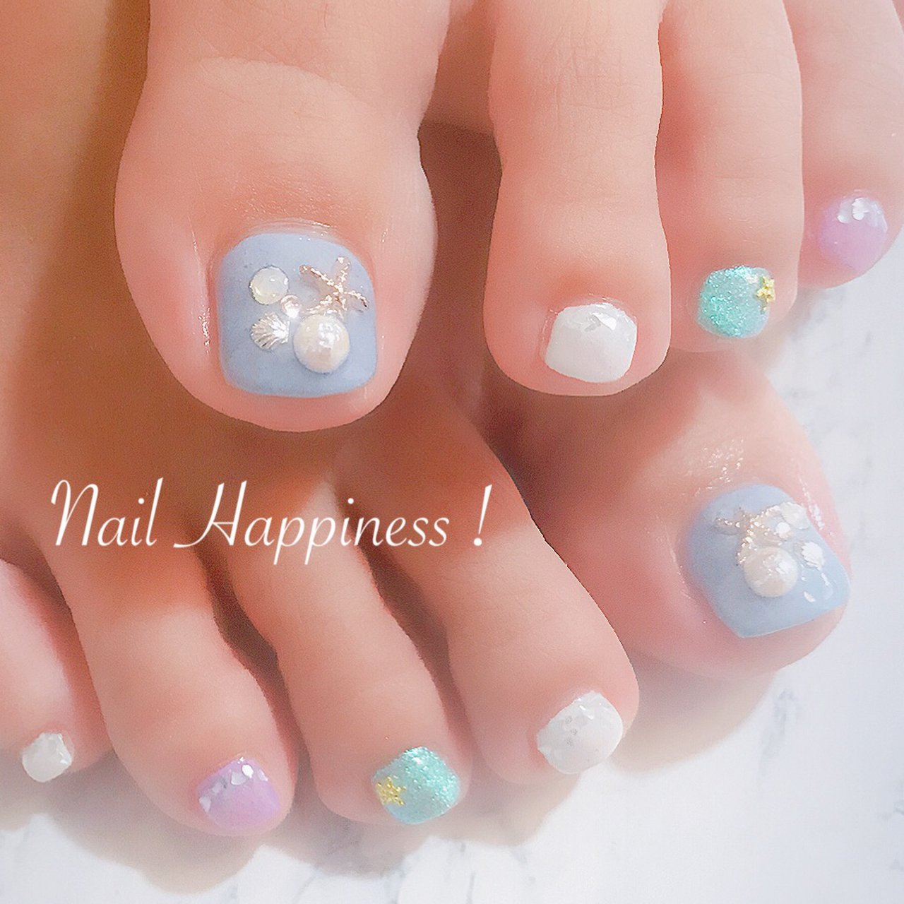 夏 オールシーズン 海 リゾート フット Nail Happiness ネイルハピネス ささきまきのネイルデザイン No ネイルブック