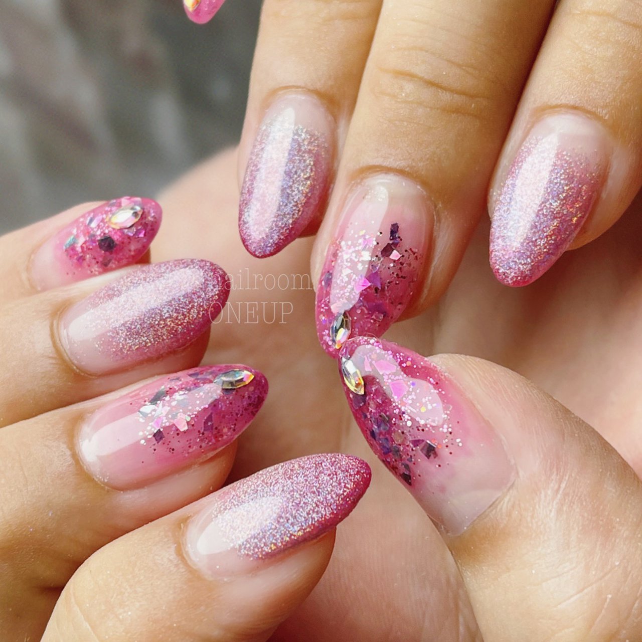 夏 オールシーズン 海 ライブ ハンド Nail Room One Upのネイルデザイン No ネイルブック