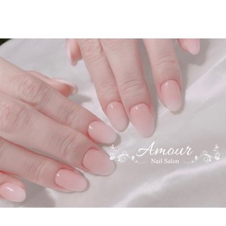 ハンド シンプル グラデーション ミディアム ホワイト Nailsalon Amourのネイルデザイン No ネイルブック