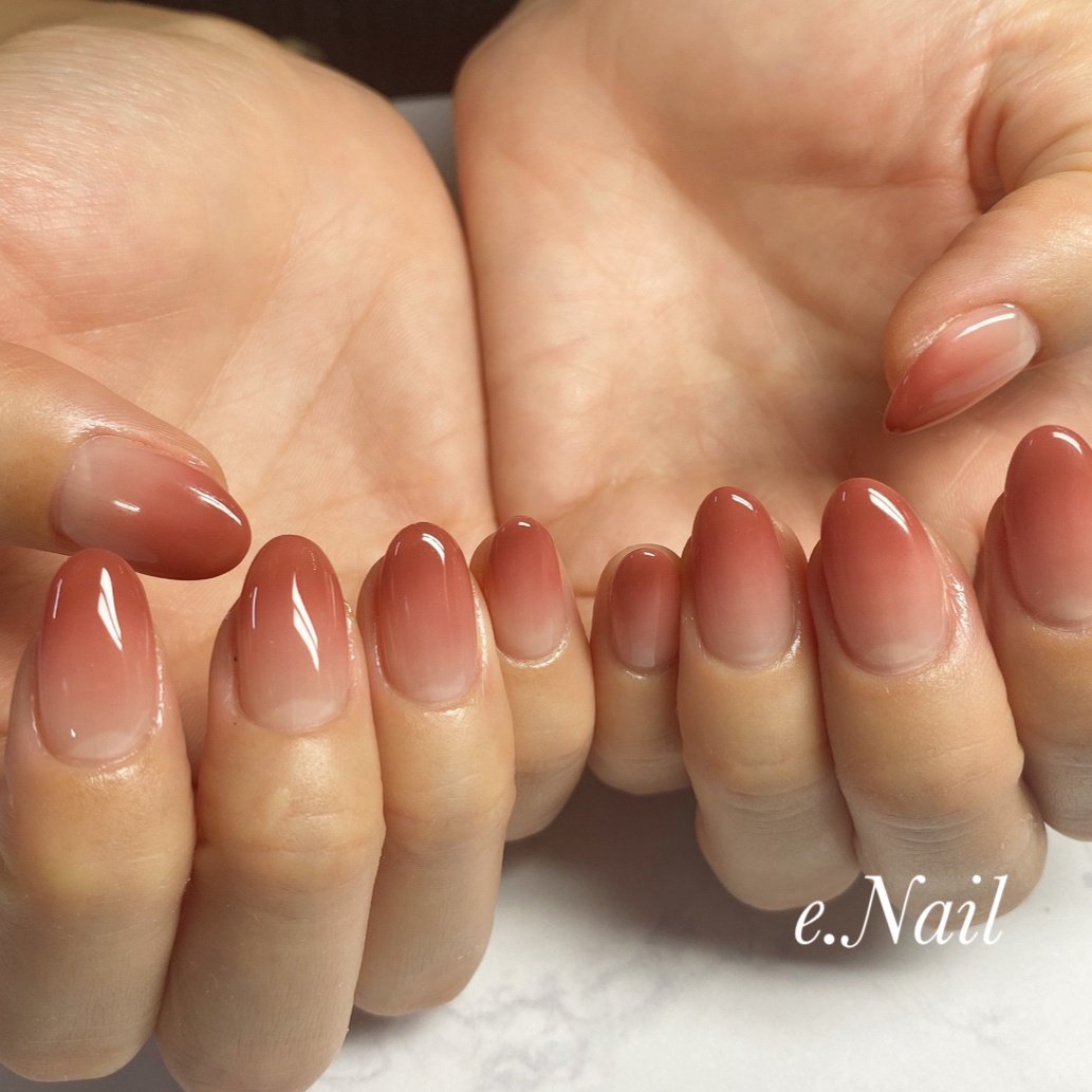 オールシーズン ハンド グラデーション ピンク レッド E Nailのネイルデザイン No 658 ネイルブック