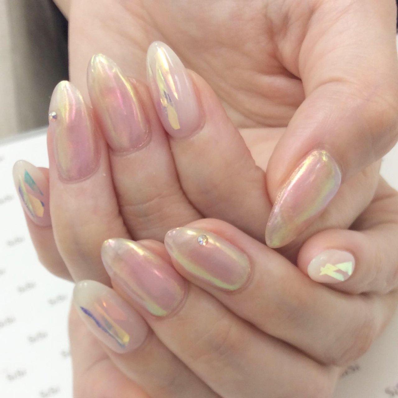 夏 オールシーズン ハンド ホログラム ラメ Nailsalon Sisi ネイルサロンシシ 東銀座のネイルデザイン No ネイル ブック