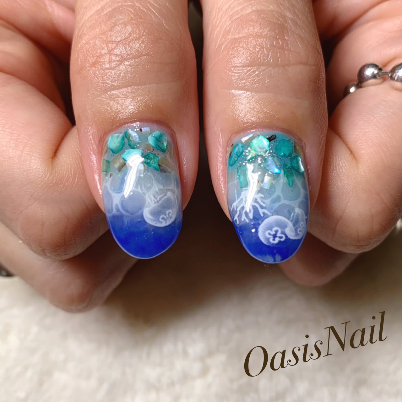 夏 海 リゾート ハンド ラメ Oasis Nailのネイルデザイン No ネイルブック