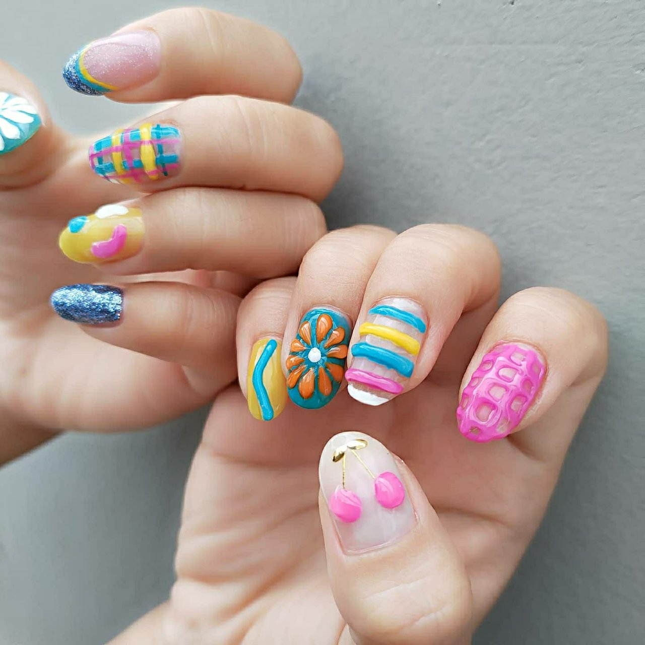 オールシーズン/ハンド/フラワー/チェック/3D - makiのネイルデザイン