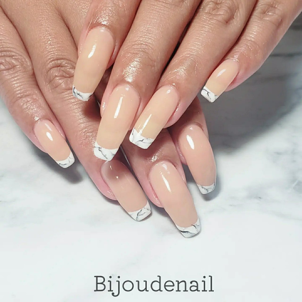 シンプル フレンチ ワンカラー ロング ホワイト Bijoude Nail ビジュードネイル のネイルデザイン No ネイル ブック