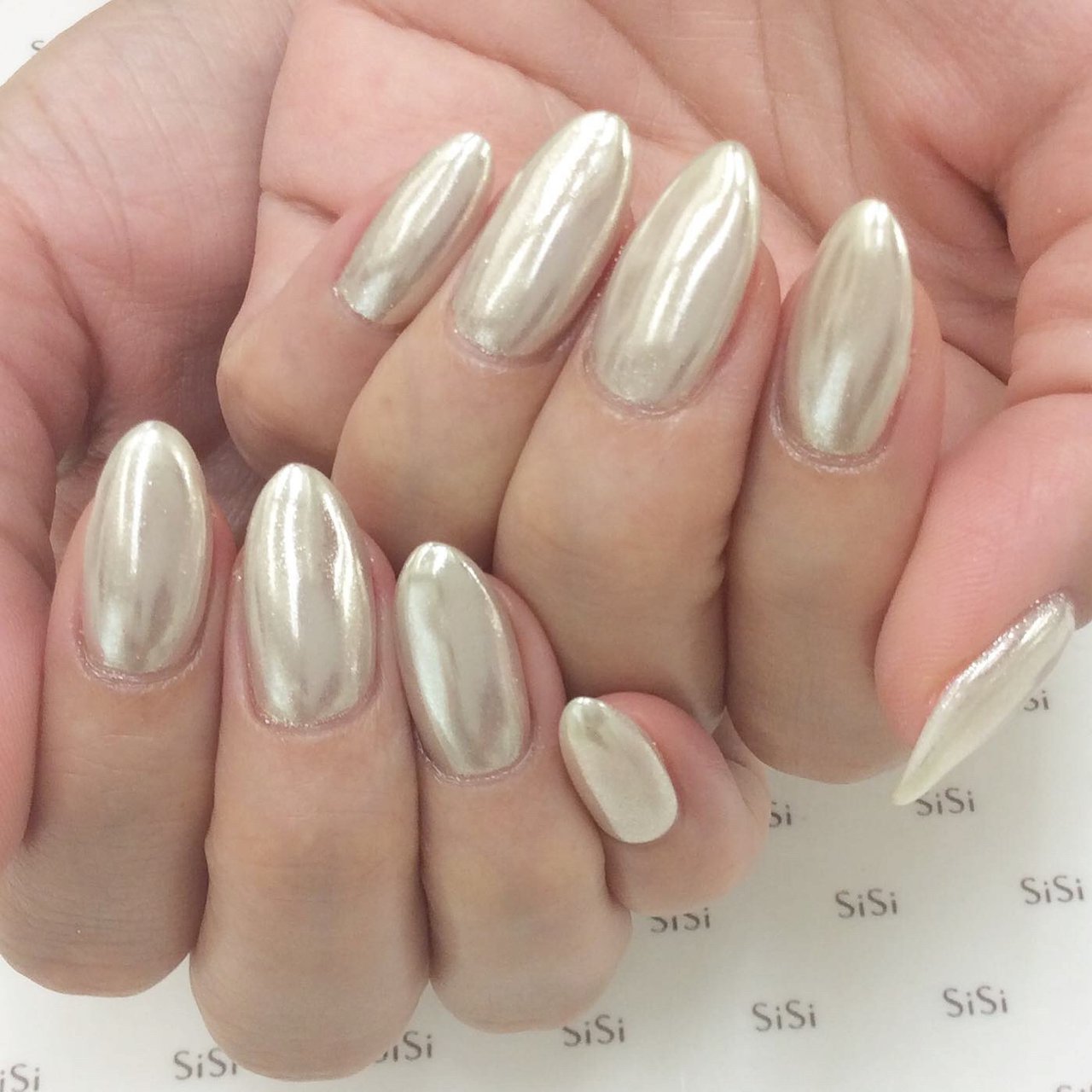 夏 オールシーズン ハンド ワンカラー ミラー Nailsalon Sisi ネイルサロンシシ 東銀座のネイルデザイン No ネイルブック