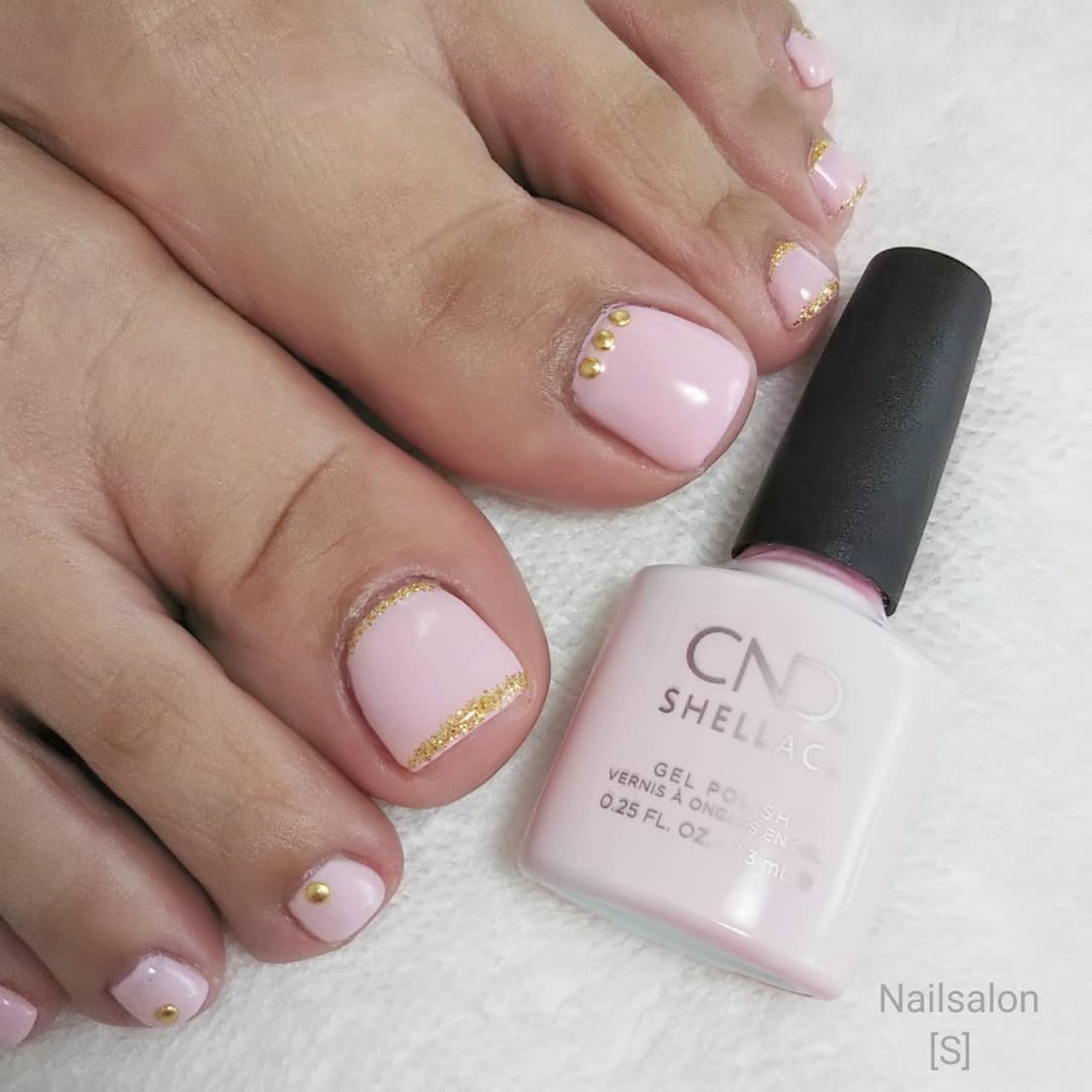 夏 オールシーズン フット シンプル ラメ シェラックネイル専門店 S のネイルデザイン No ネイルブック