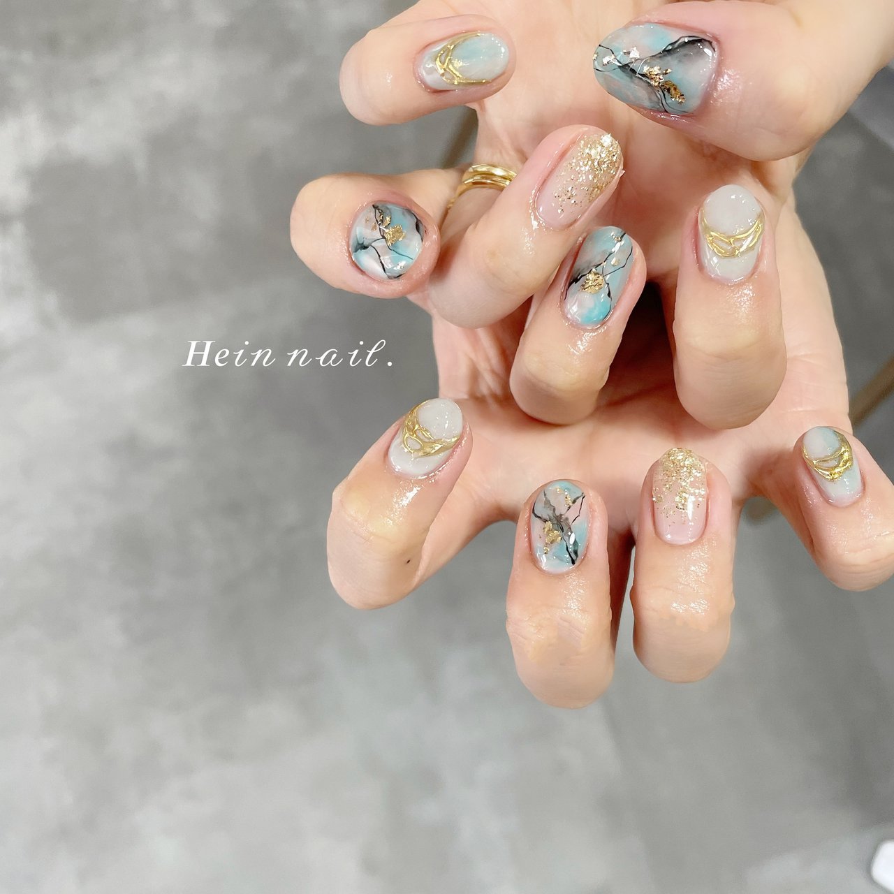 ベージュ 水色 ゴールド Hein Nail のネイルデザイン No ネイルブック