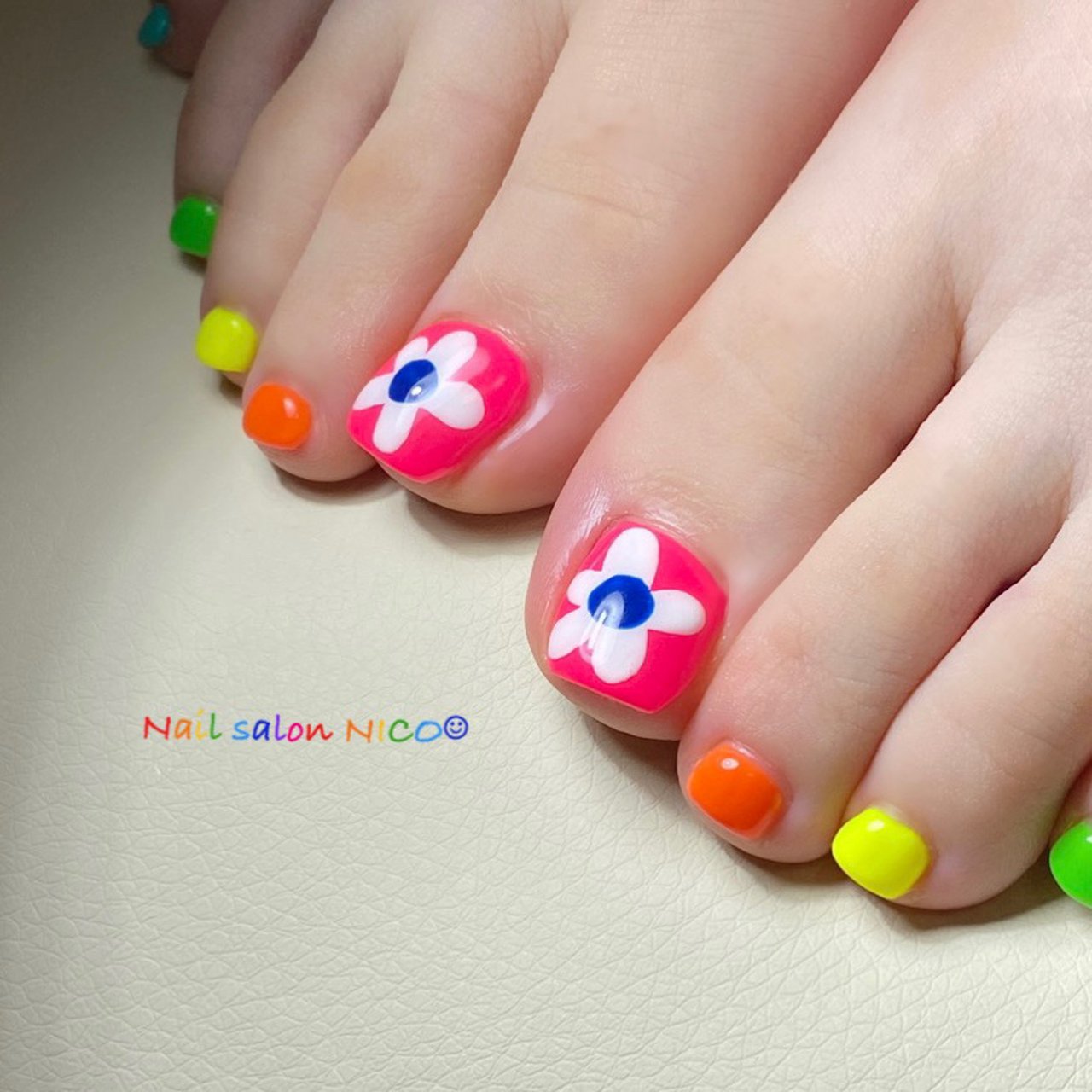 夏 旅行 デート 女子会 フット Nail Salon Nico のネイルデザイン No ネイルブック