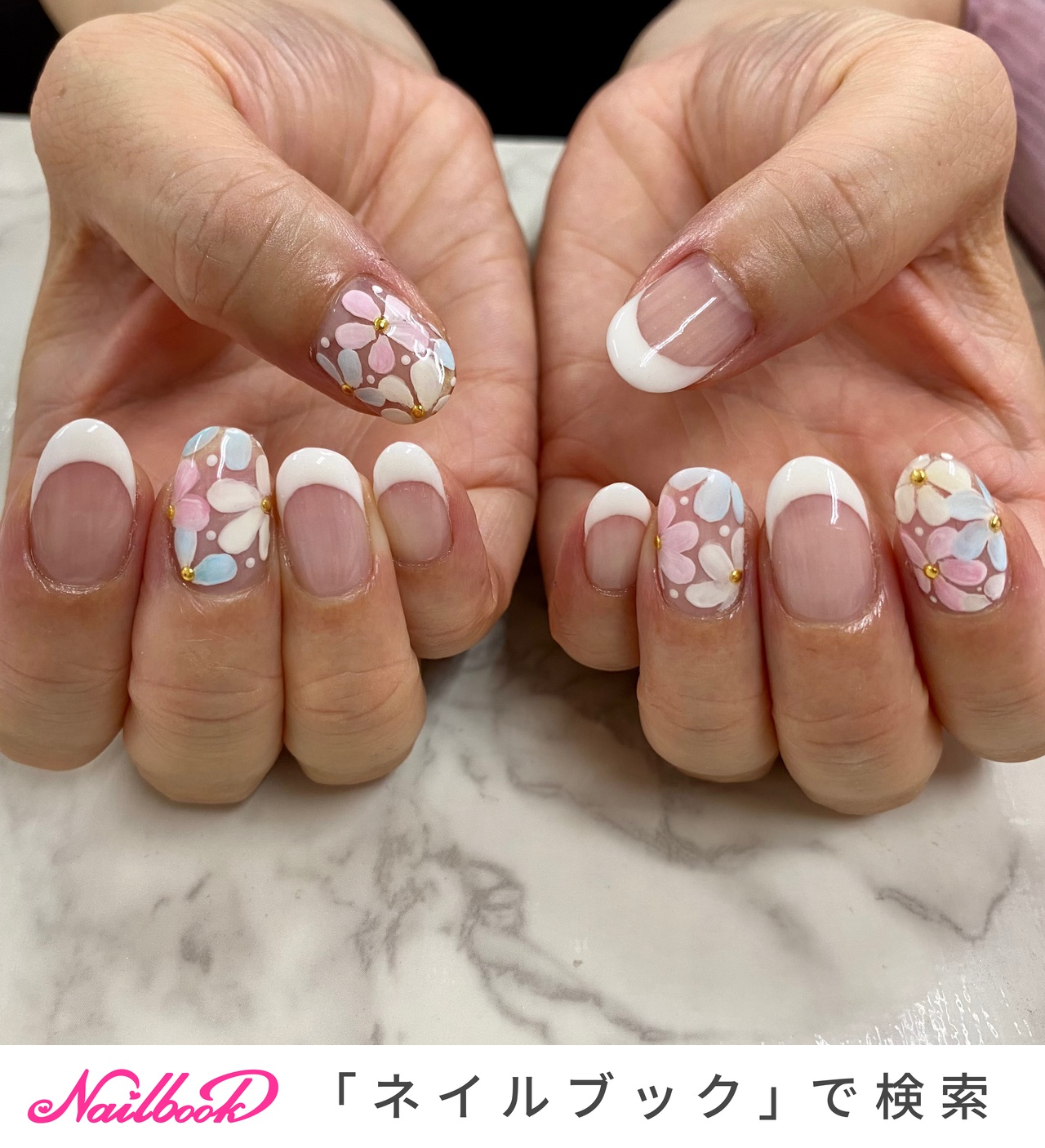 フラワー 白フレンチのネイルデザイン ネイルブック