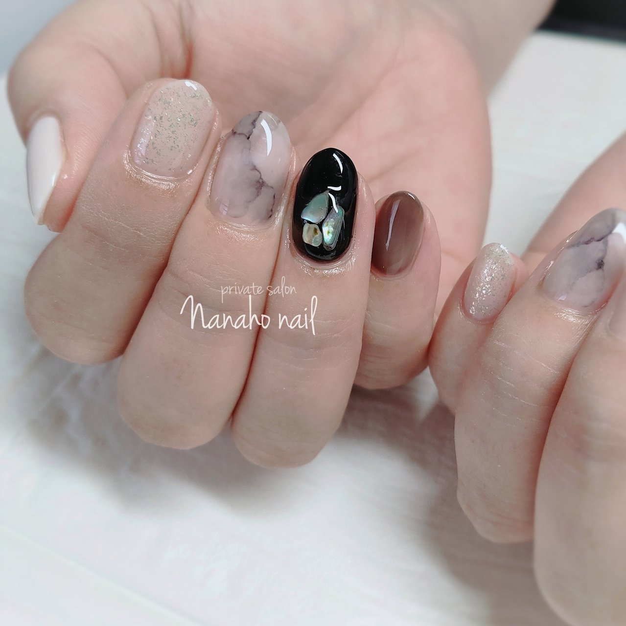 秋 冬 ハンド シンプル シェル Nanaho Nail 大阪府八尾市 のネイルデザイン No ネイルブック