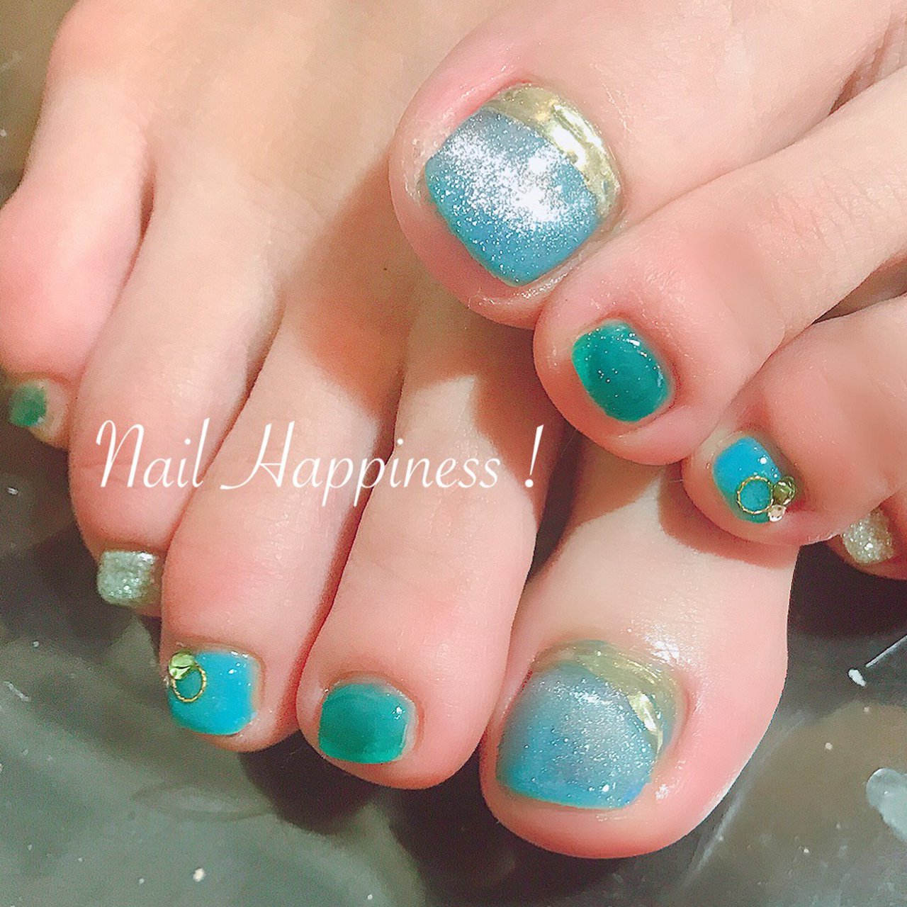 夏 オールシーズン 海 リゾート フット Nail Happiness ネイルハピネス ささきまきのネイルデザイン No ネイルブック