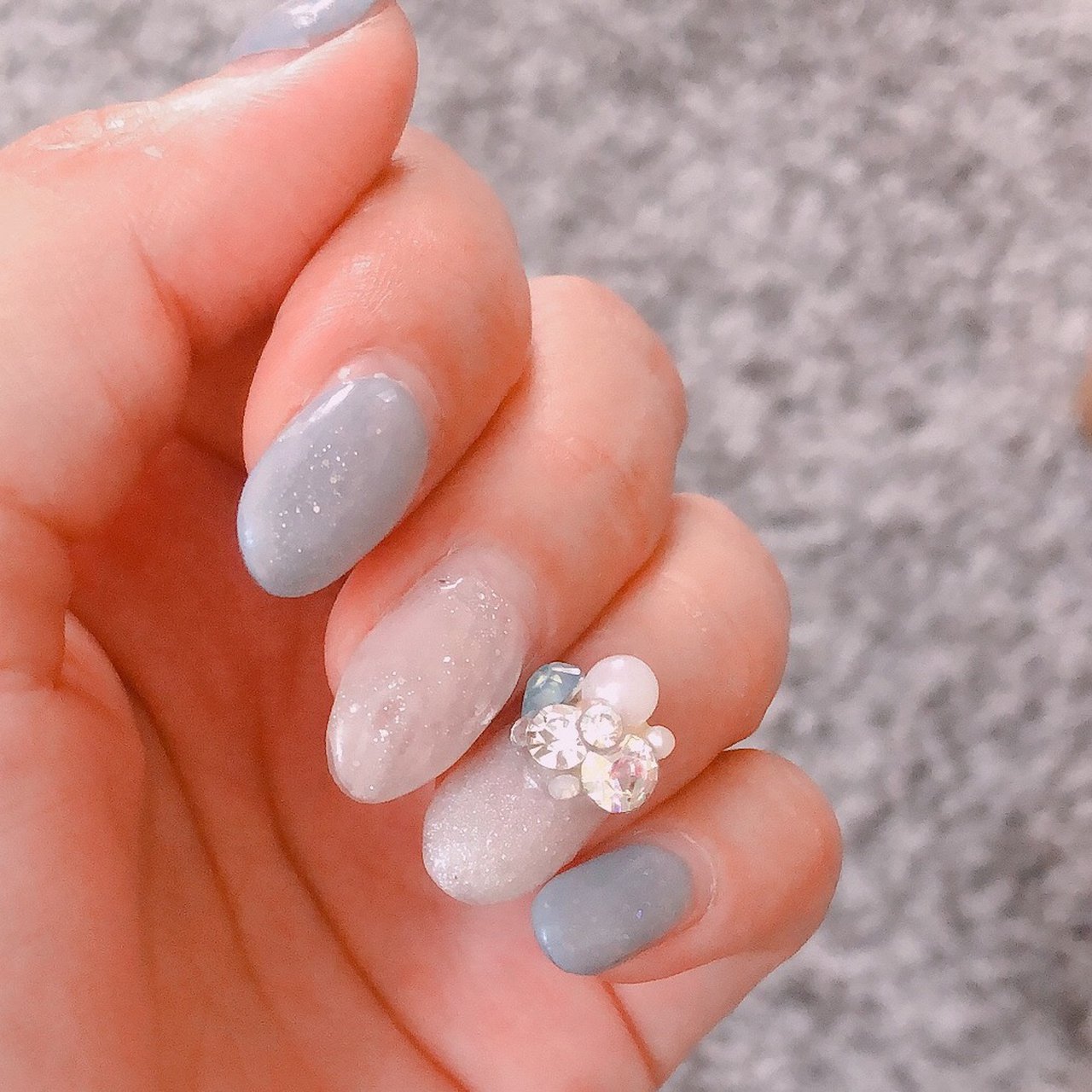 ホワイト 水色 シルバー セルフネイル Nail のネイルデザイン No ネイルブック