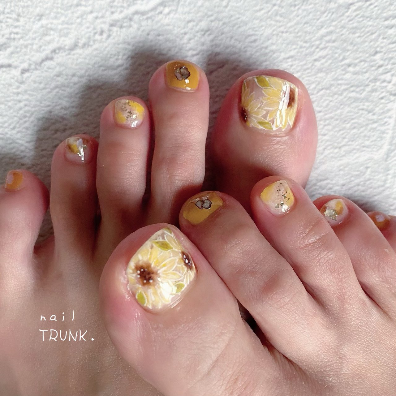 夏 フット フラワー シェル ニュアンス Nail Trunkのネイルデザイン No ネイルブック