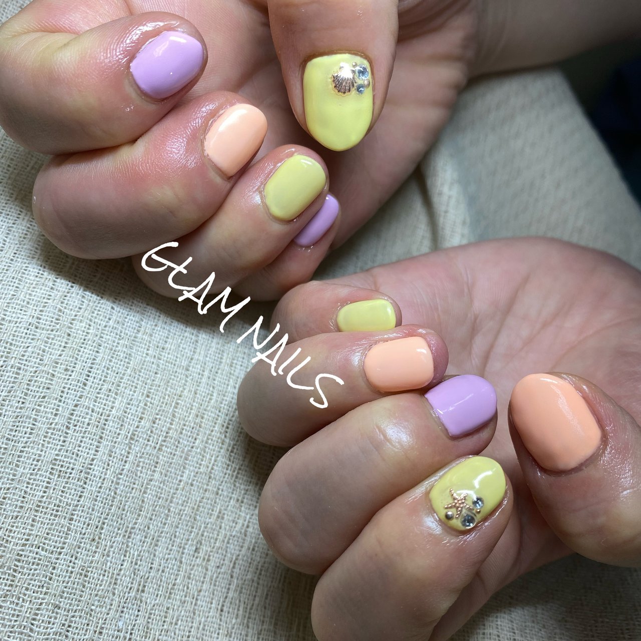 春 夏 ハンド シンプル ビジュー Asami Glam Nのネイルデザイン No ネイルブック