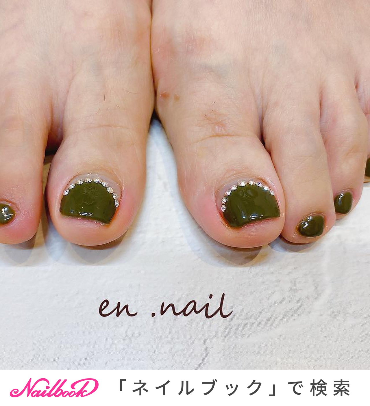 夏 フレンチ ペディキュアのネイルデザイン ネイルブック