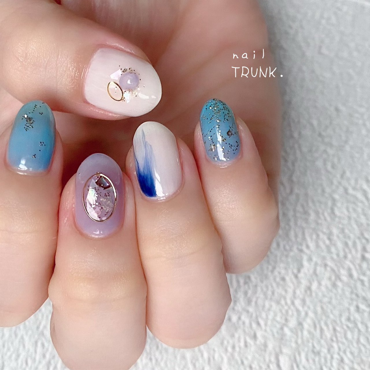 夏 ハンド ラメ ブローチ マーブル Nail Trunkのネイルデザイン No 660 ネイルブック