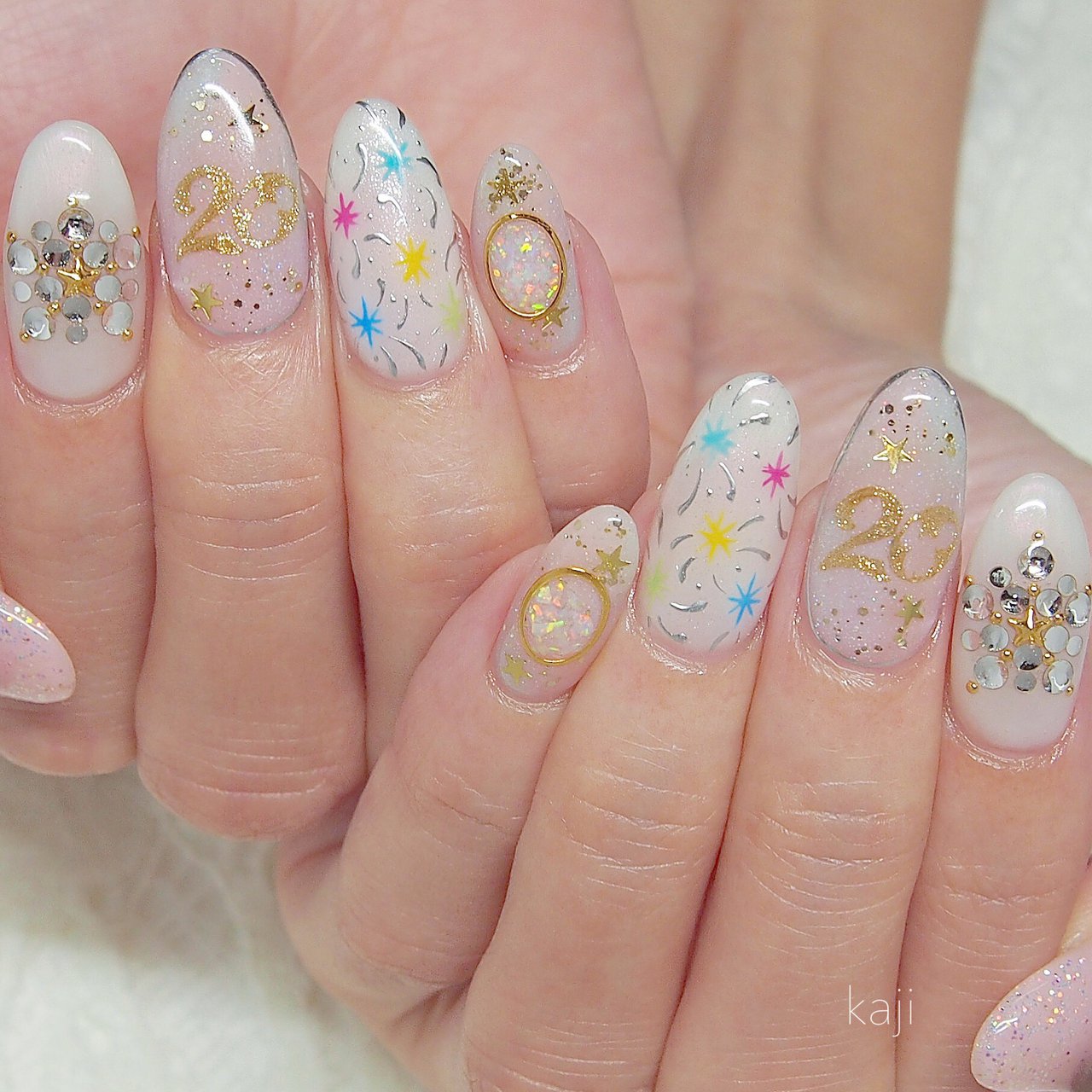 秋 ハンド キャラクター ピンク ゴールド Nail Kajiのネイルデザイン No 660 ネイルブック